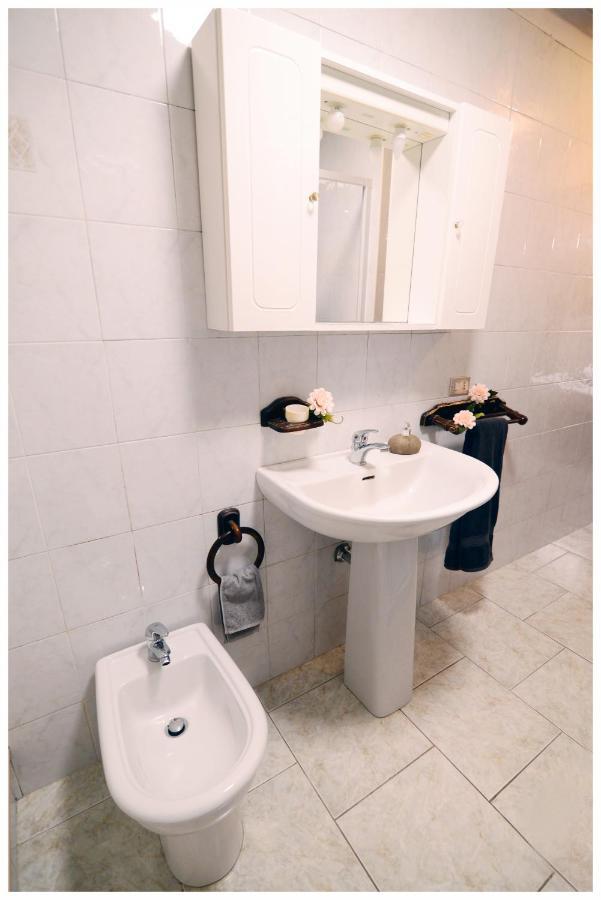 Il Villino Apartments Bari Luaran gambar