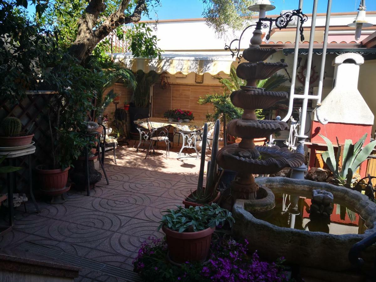 Il Villino Apartments Bari Luaran gambar
